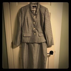 Giorgio Sant’ Angelo women’s sz 10 grey suit